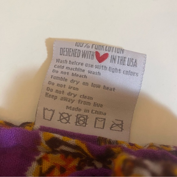 Oliver + Kit 5 Piece Muslin Baby Blankets & Crib Sheets Bundle - Picture 10 of 10